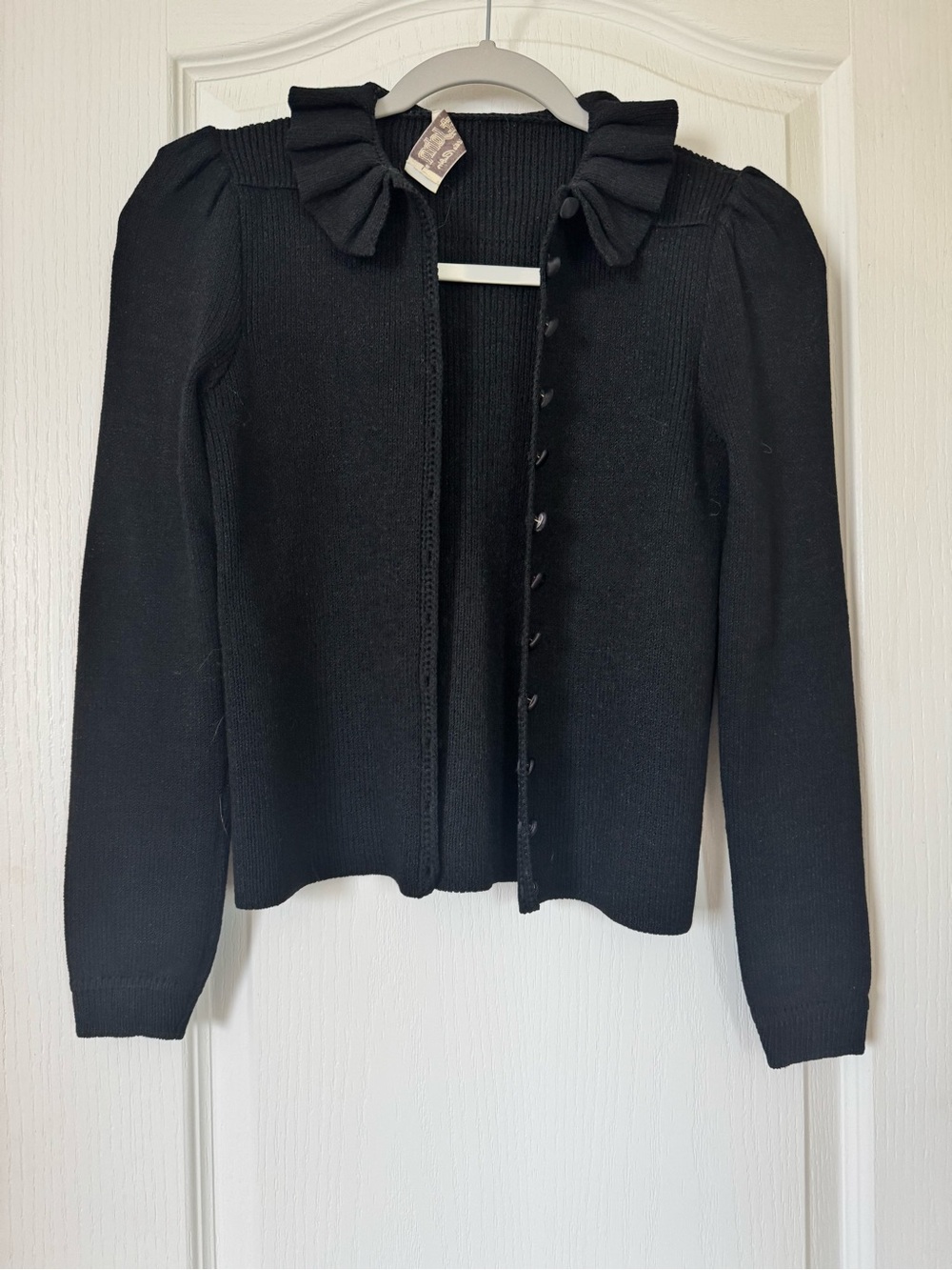 Vintage St. John for Lillie Rubin Black Knit Cardigan Ruffle Collar Fitted